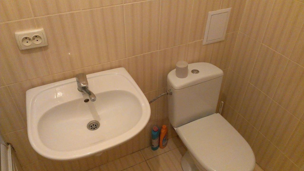 Apartment On Stepana Bandery 37 Постійне Електропостачання Лвив Екстериор снимка