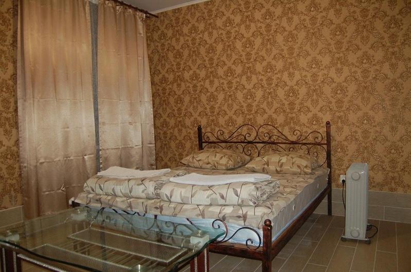 Apartment On Stepana Bandery 37 Постійне Електропостачання Лвив Екстериор снимка