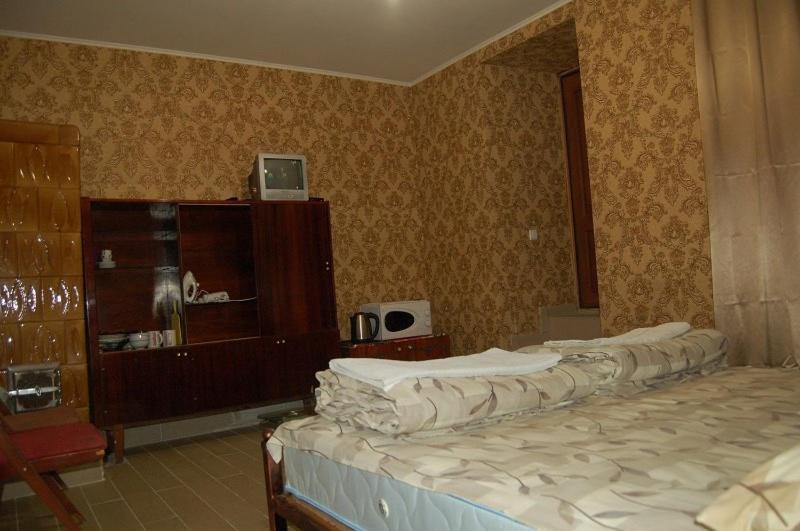 Apartment On Stepana Bandery 37 Постійне Електропостачання Лвив Екстериор снимка